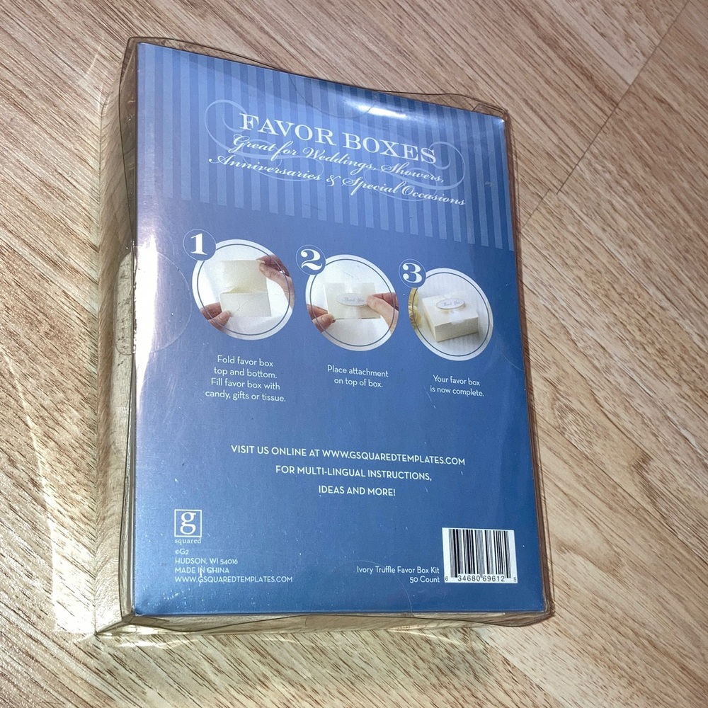 Ivory Favor Boxes - 50 Count - Picture 5 of 8